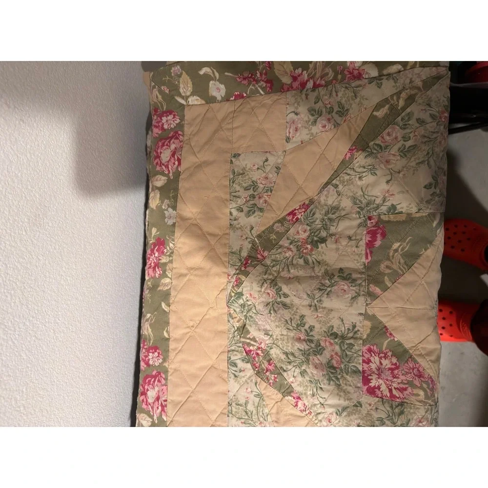 Quilt Queen Pillow Covers Set of 2